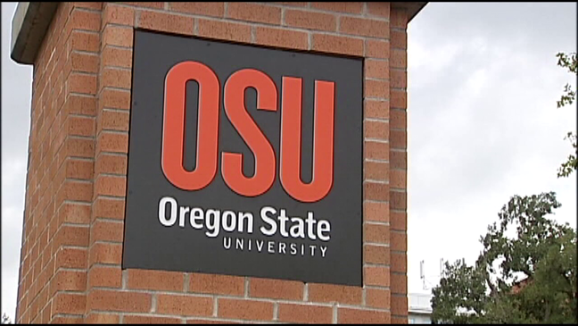 Late drive lifts Oregon State past Portland State 35-32