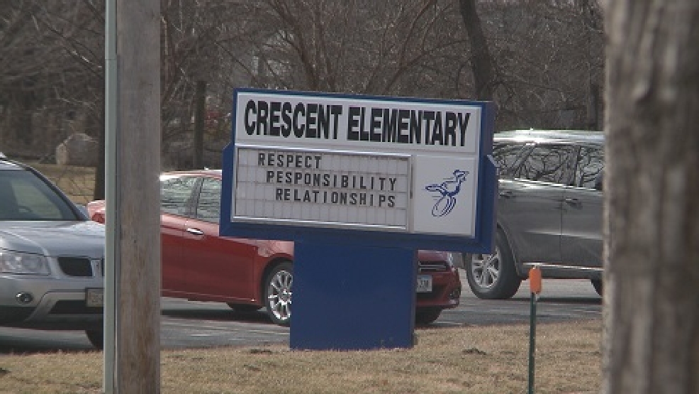 Crescent Elementary School could close, parents concerned KPTM