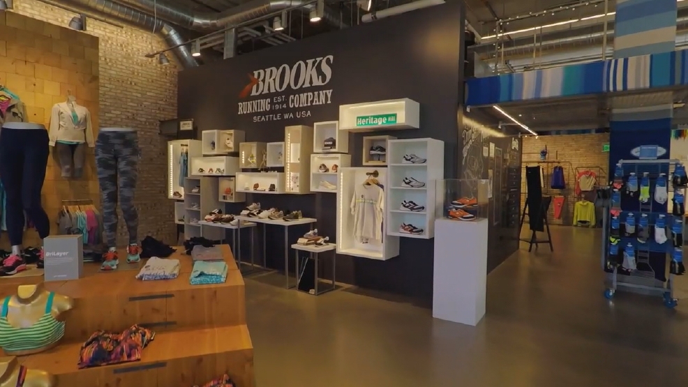 brooks running outlet store \u003e Factory Store