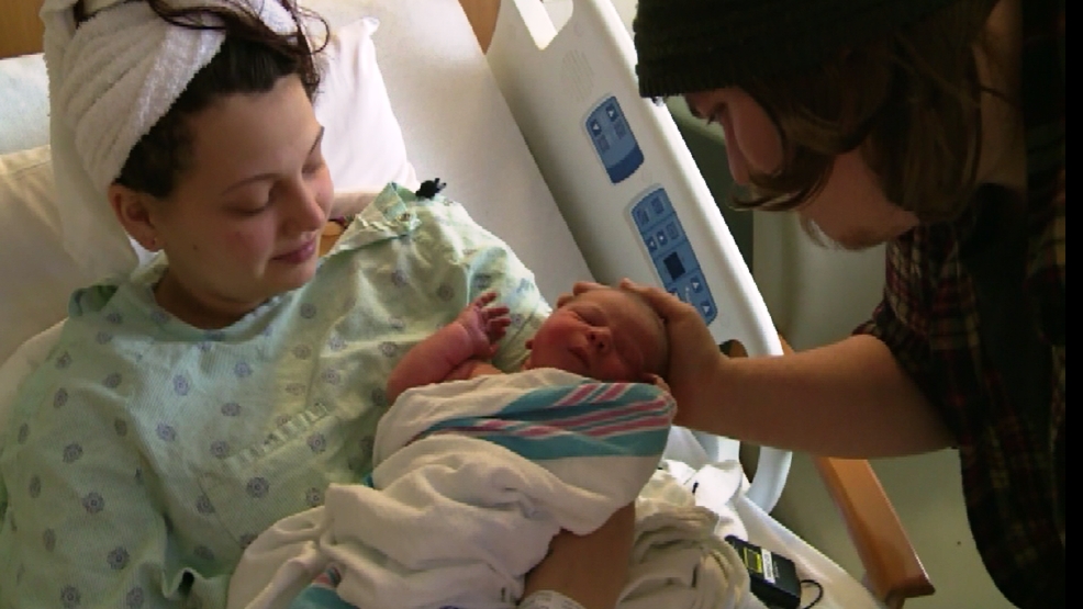 Mom Didnt Know She Was Pregnant Gives Birth On Nye Wsyx 