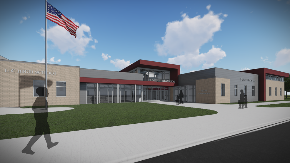 LuxemburgCasco breaks ground on new middle school and other district