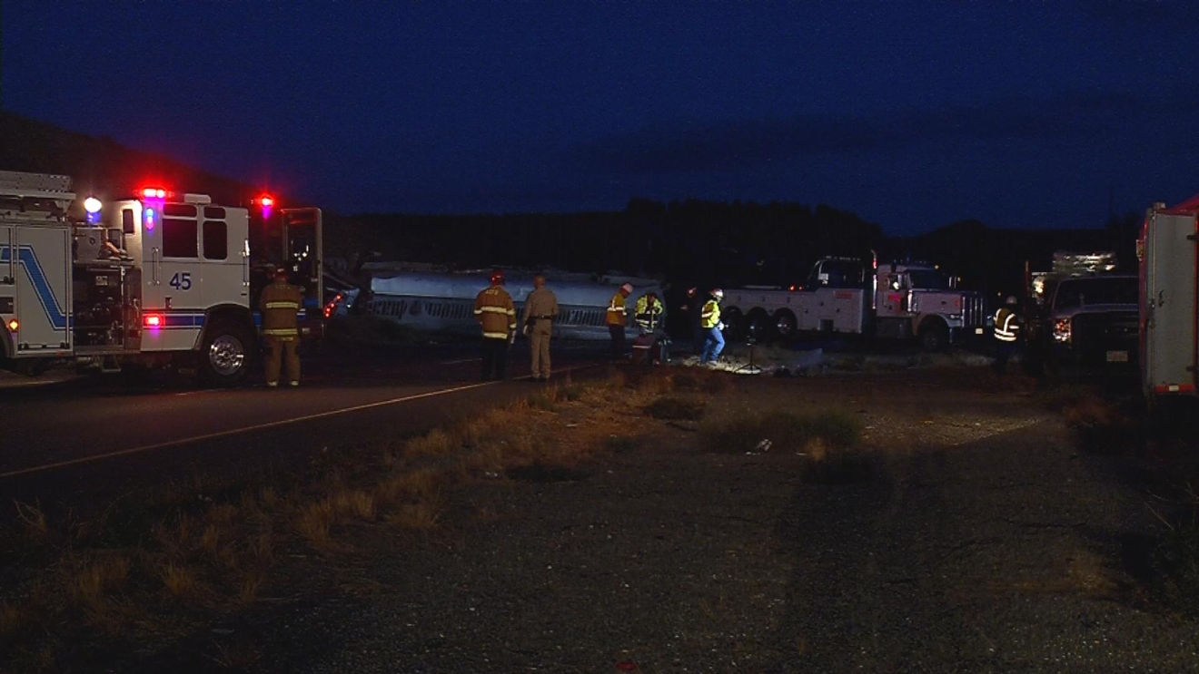 Highway 58 closed after crash, fuel spill near Towerline Road KBAK