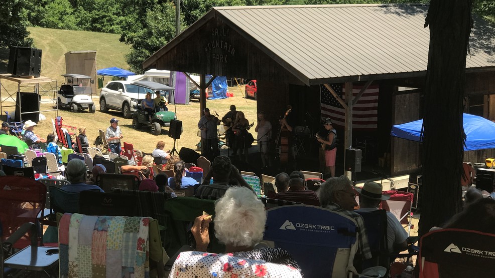 The Sally Mountain Show members reunite at bluegrass festival KTVO