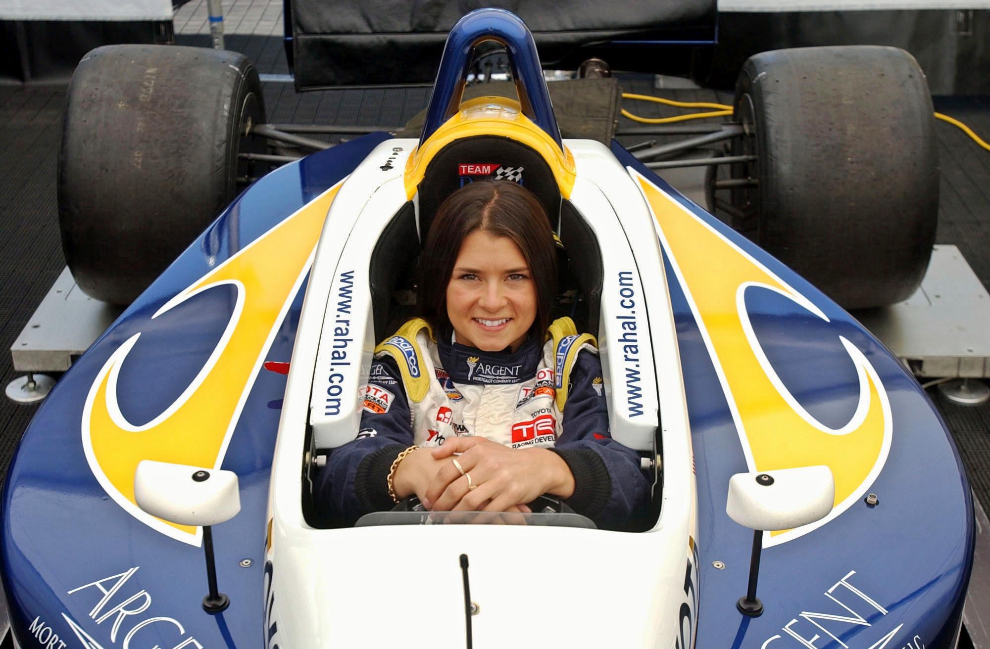 Danica Patrick To End Racing Career At Next Year's Indy 500 | WCHS