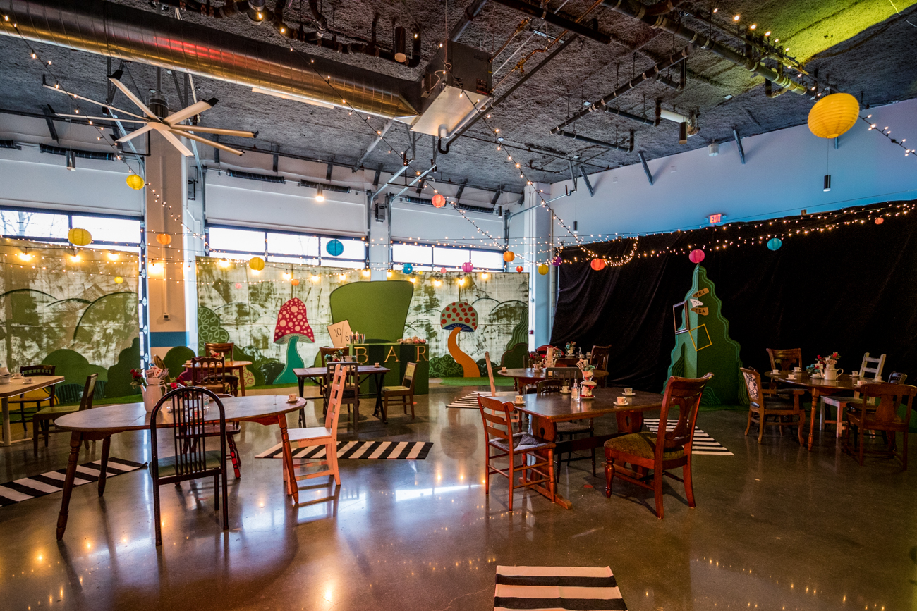 An Alice In Wonderland-Themed Pop-Up Features Drinks, Riddles, and Eye