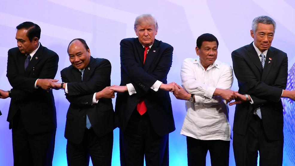 Philippines ASEAN AP17317308112278.jpg