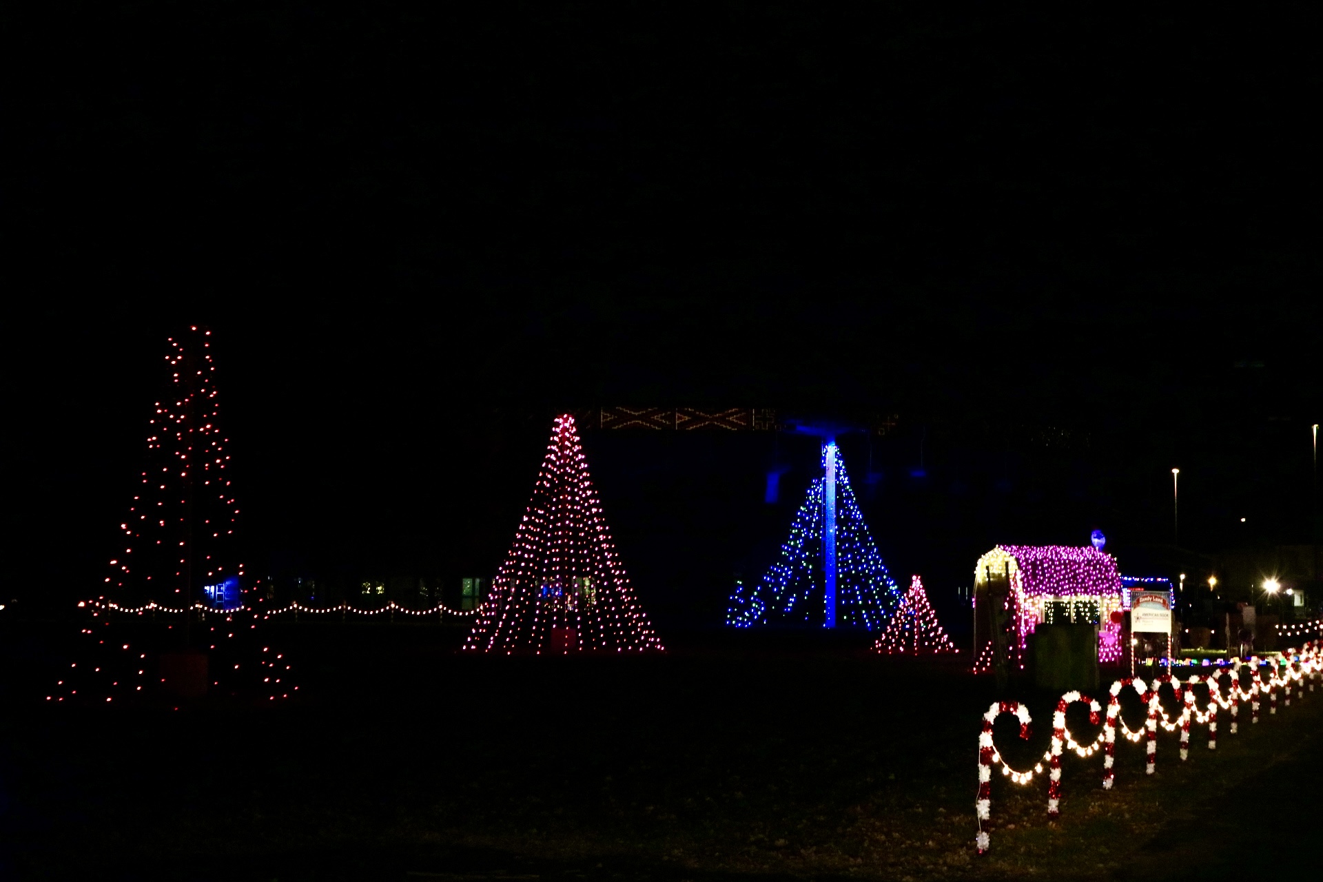 Photos Driving thru Holiday Light Fest in Yakima Seattle Refined