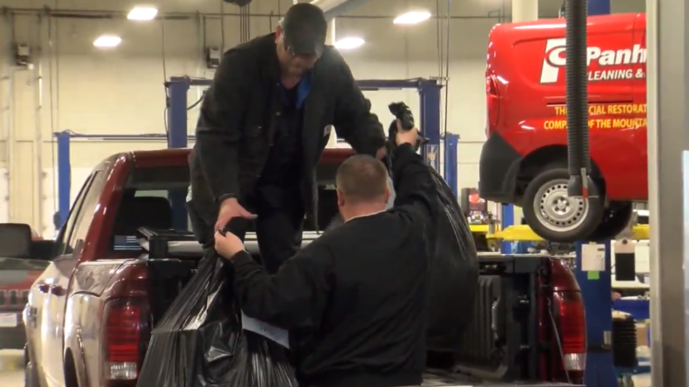 Thomas Auto Center giving back with Freedom Tree WTOV