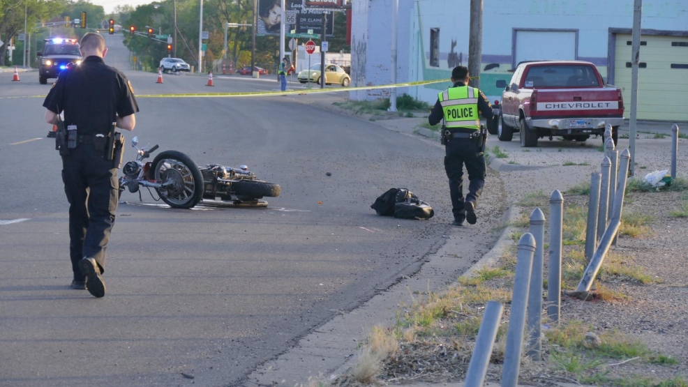 Amarillo motorcyclist dies after Monday evening crash KVII