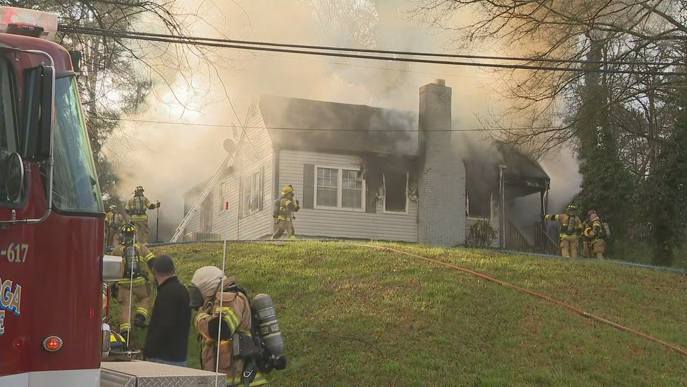 One dead following fierce East Brainerd house fire WTVC