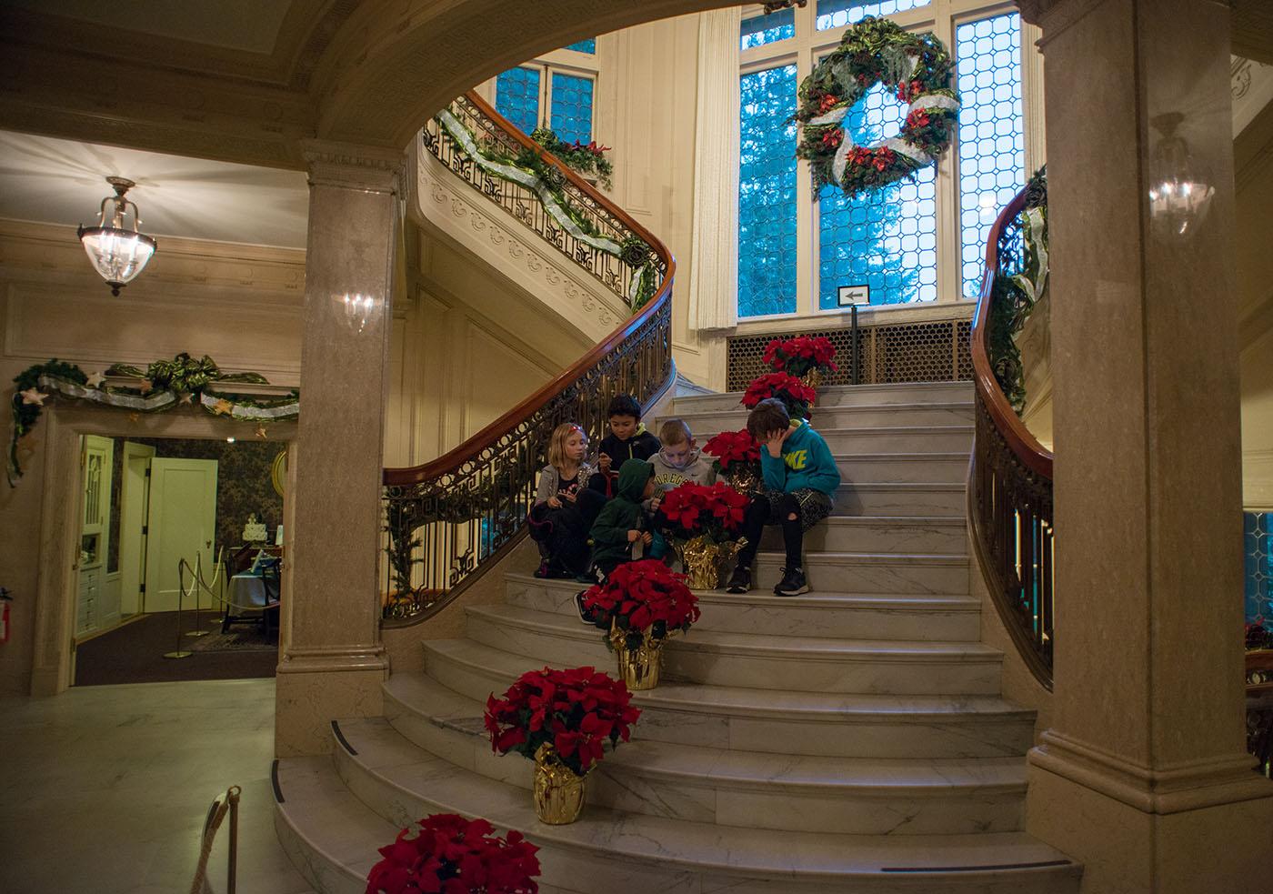 Photos Celebrating the holidays at Pittock Mansion KATU