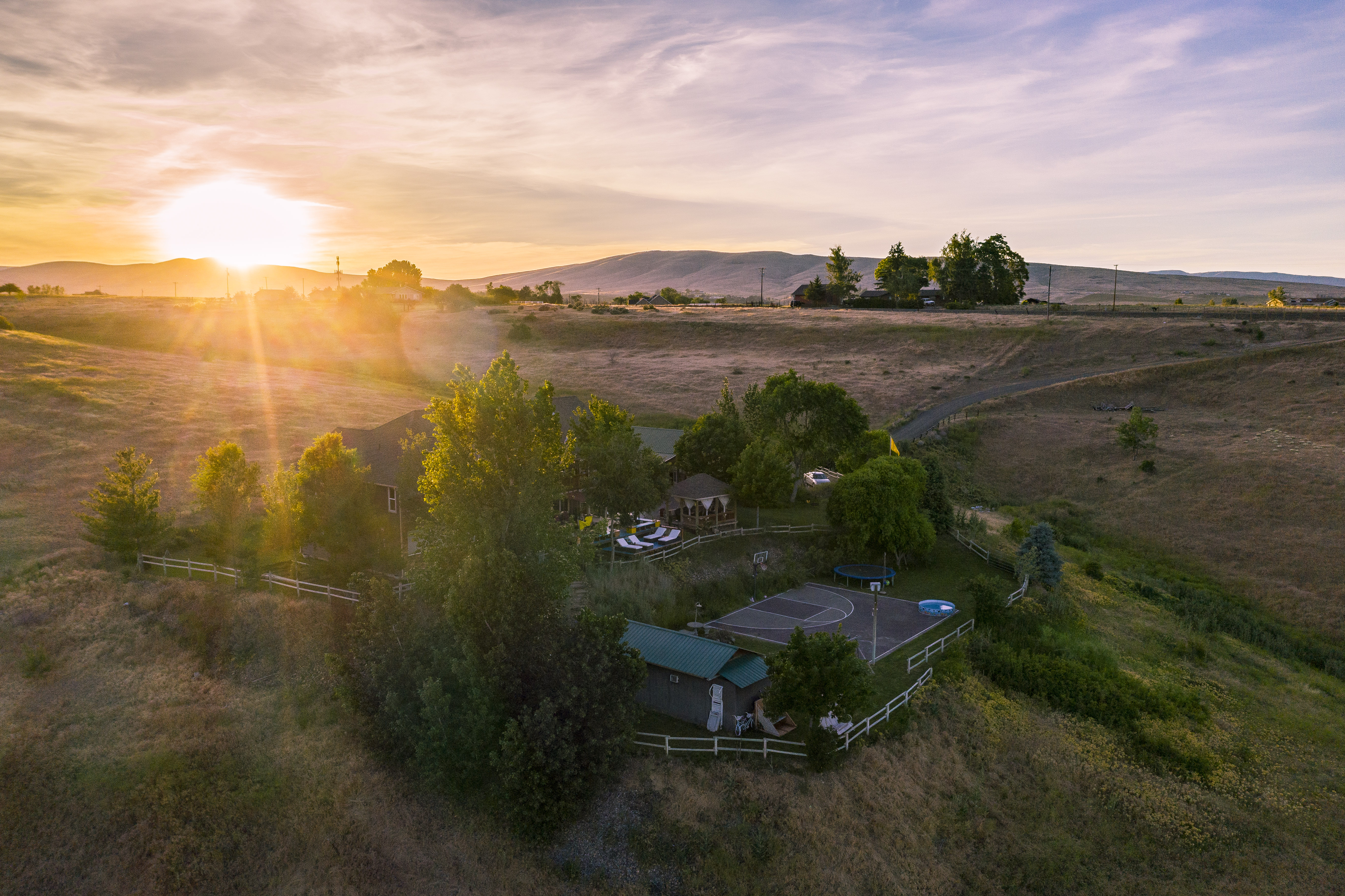 Photos Cabin Life is actually Luxury Life with this 799k Yakima