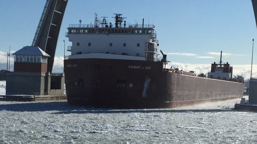 Ships gather in Sturgeon Bay as winter fleet grows WLUK