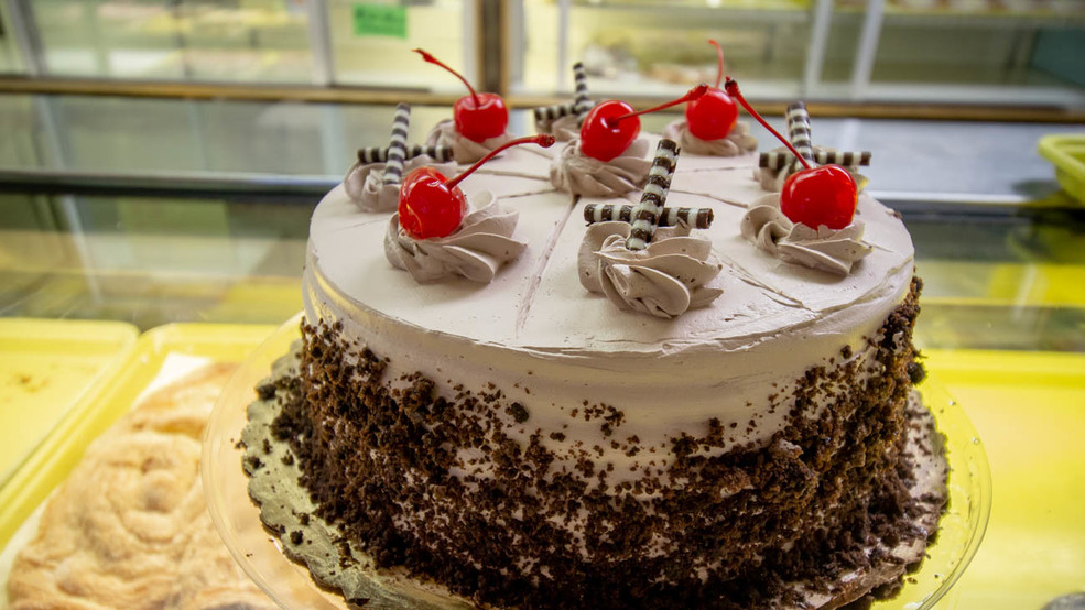 Emerson's Bakery Has Been a FamilyOwned, Local Favorite Since the '70s