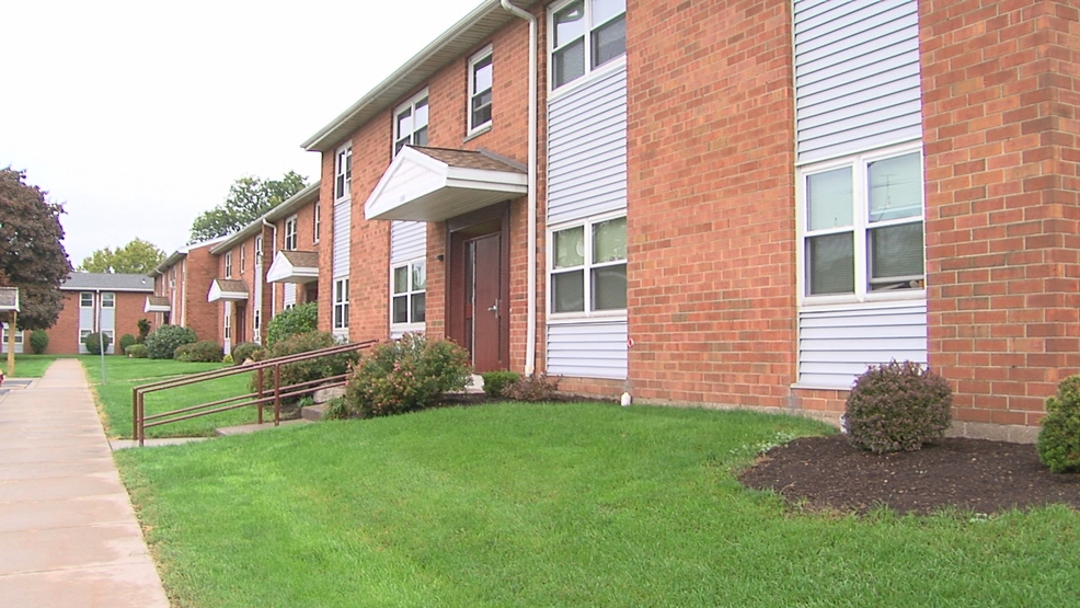 Renovated housing unveiled at Chatham Garden apartments WHAM