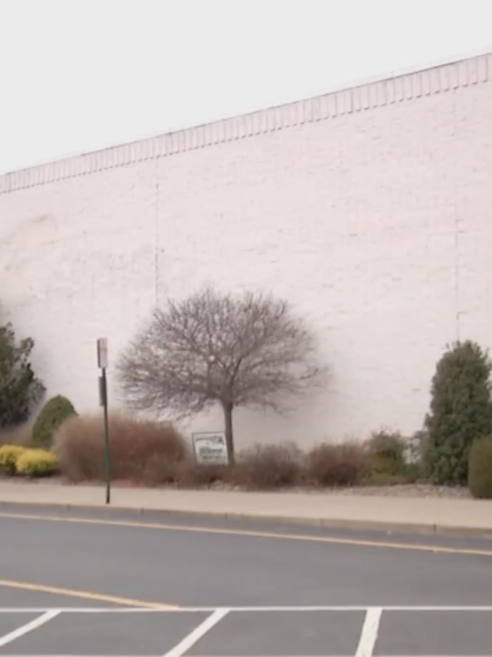 Huntington Mall To Temporarily Close But Some Stores Will Remain