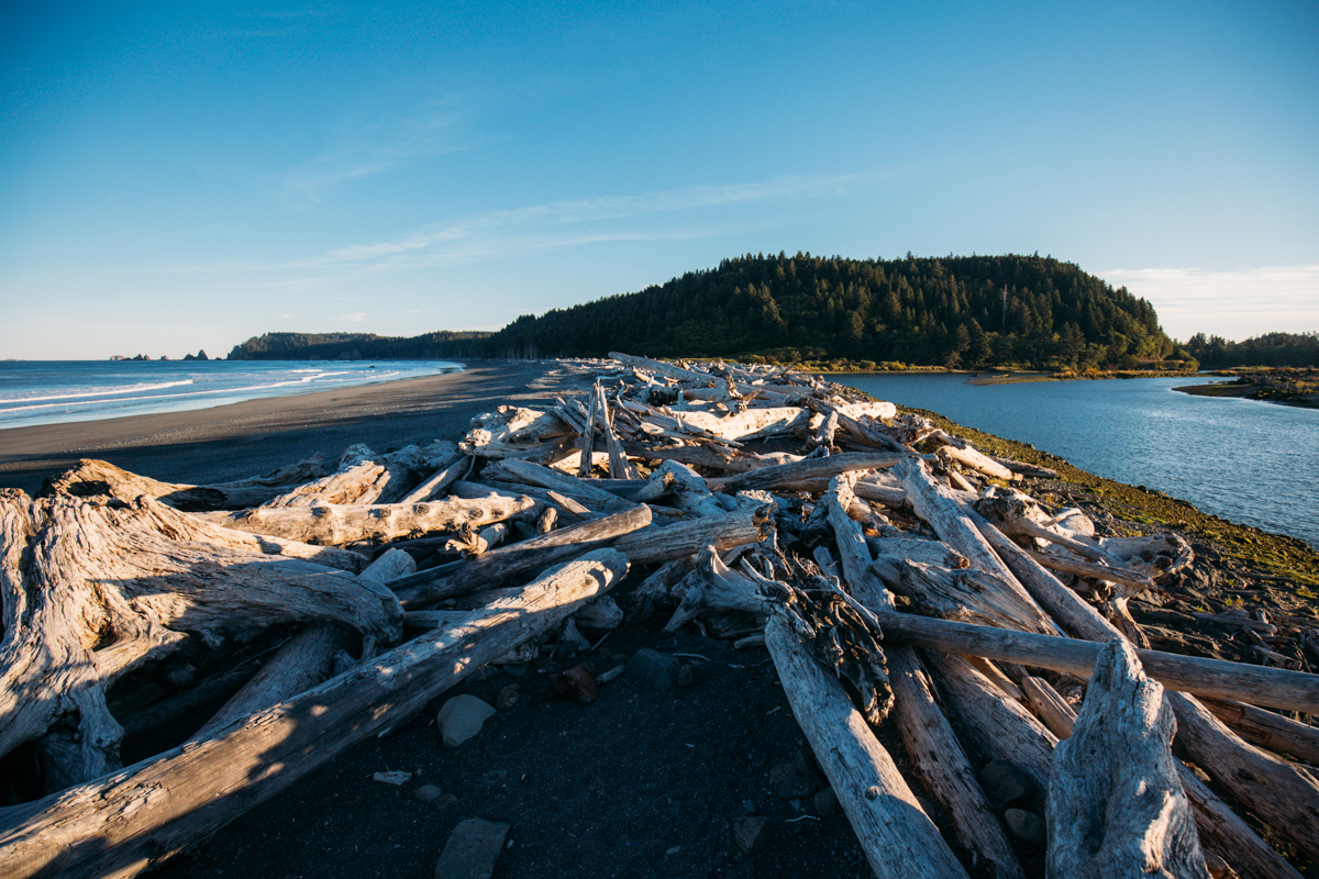 photos-rialto-beach-stuns-at-sunset-seattle-refined