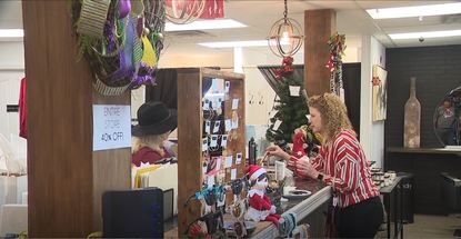 Southeast Texans Find Day After Christmas Bargains And Make