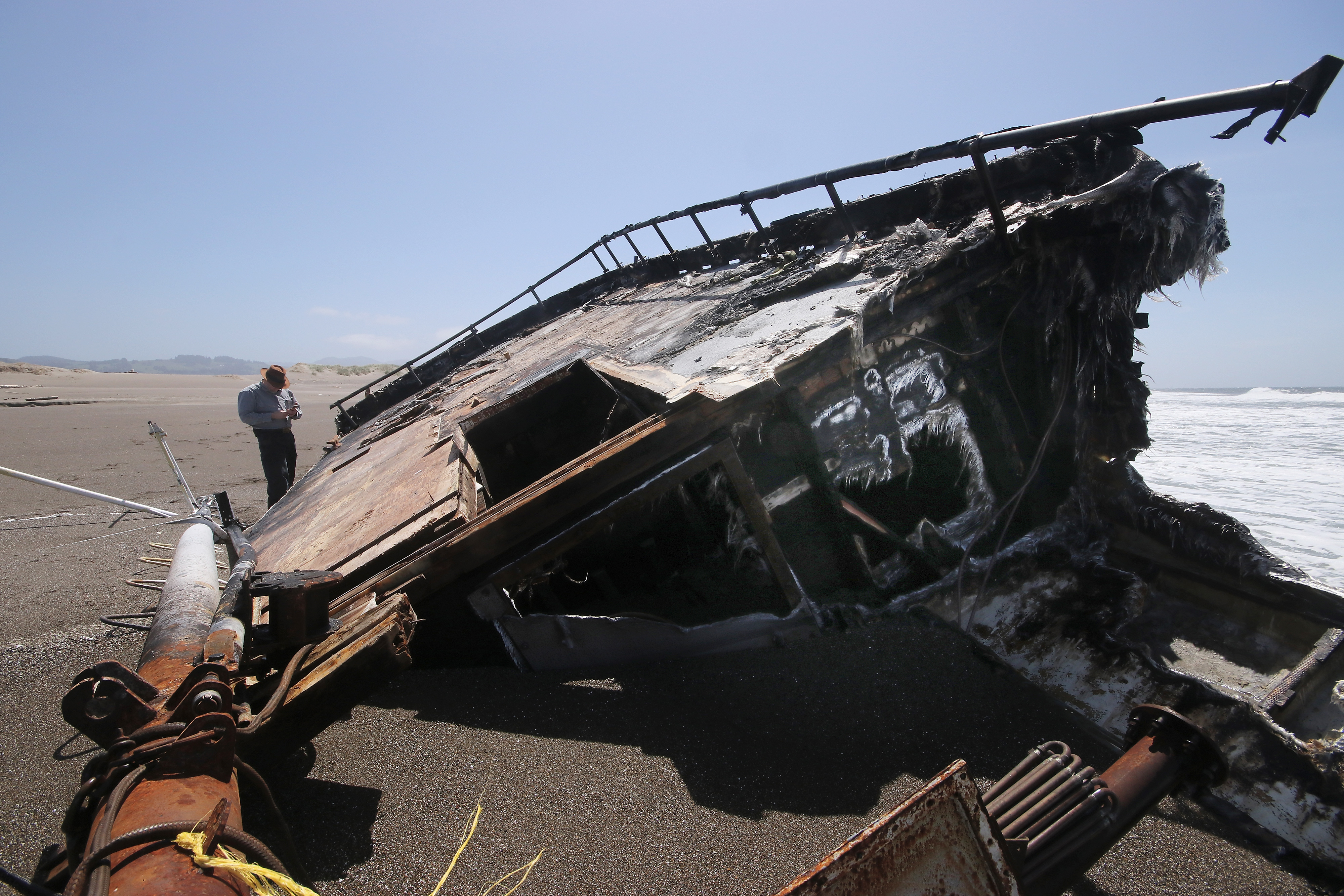 Power Nissan Salem Oregon >> Shipwreck on Oregon Coast to be removed from endangered ... Power Nissan Salem Oregon >> Shipwreck on Oregon Coast to be removed from endangered ...