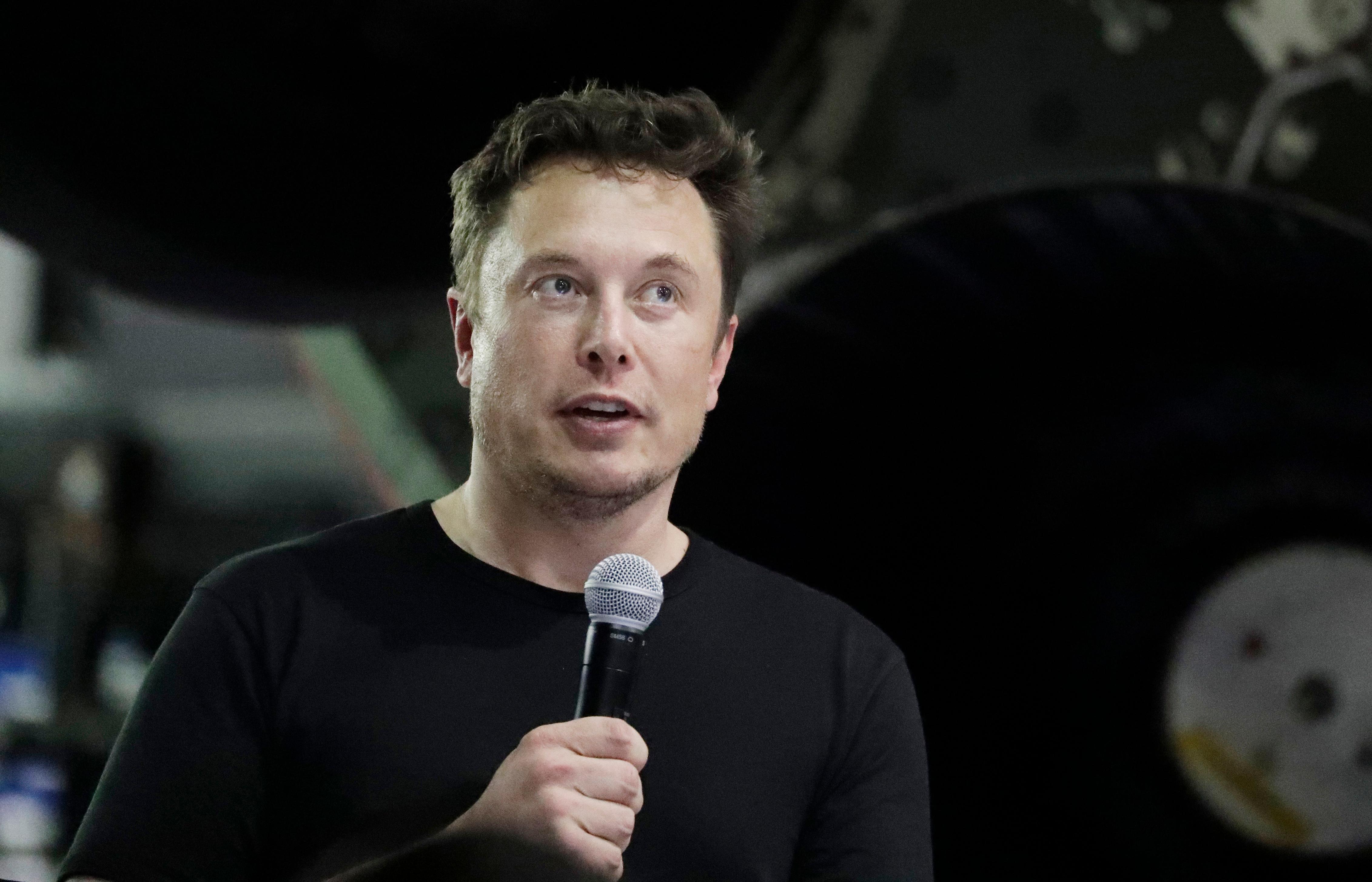 tesla, elon musk settle government suit for $40m; musk to stay